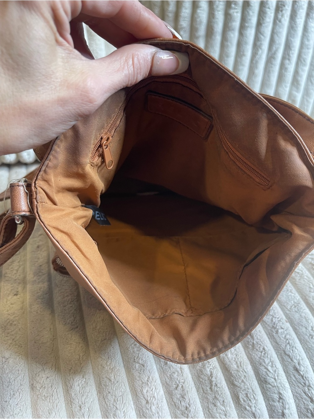 Relic Tan Brown Faux Leather Crossbody Bag Multi Pocket Shoulder Purse - Picture 8 of 8